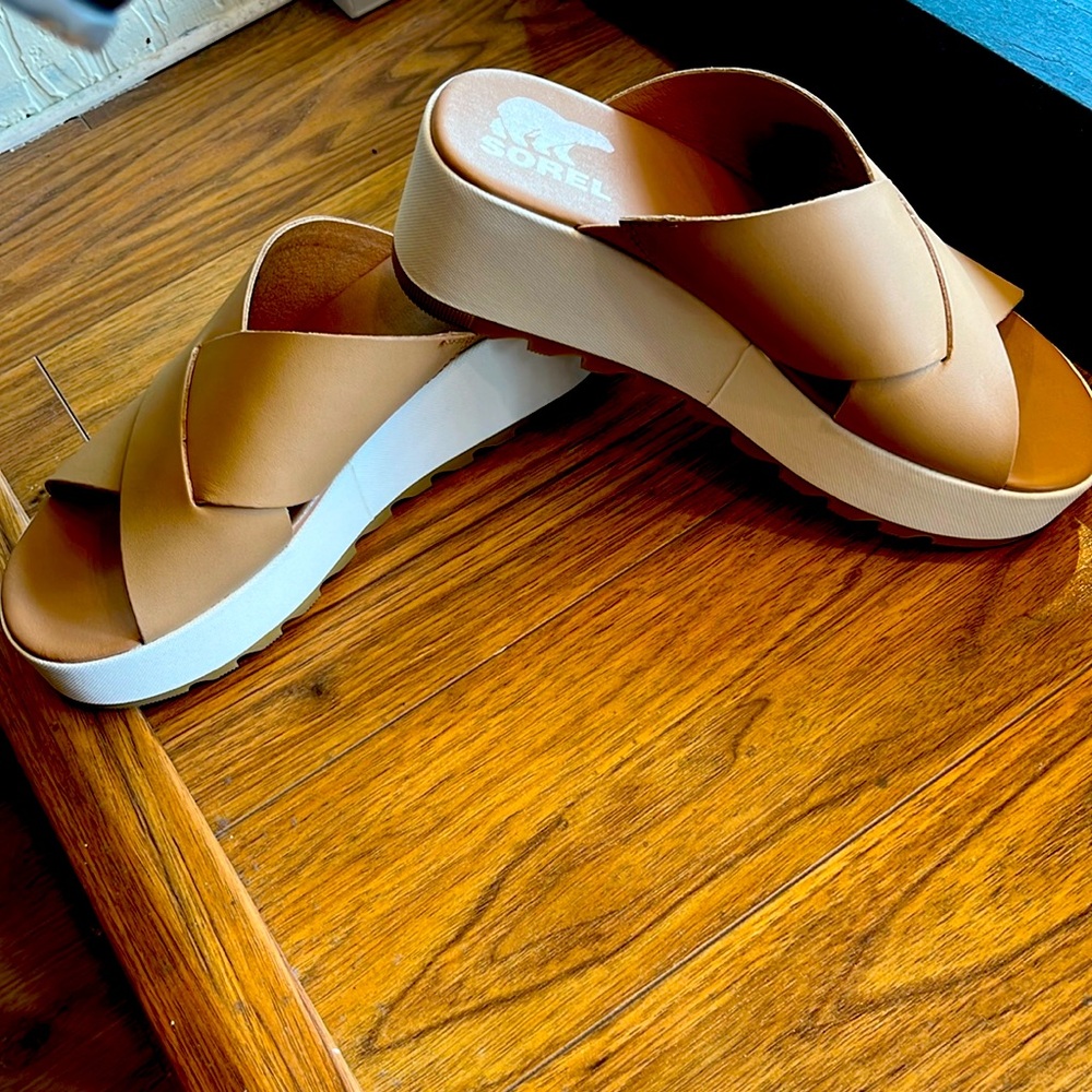 Sorel leather sandal women’s 7 platform slide